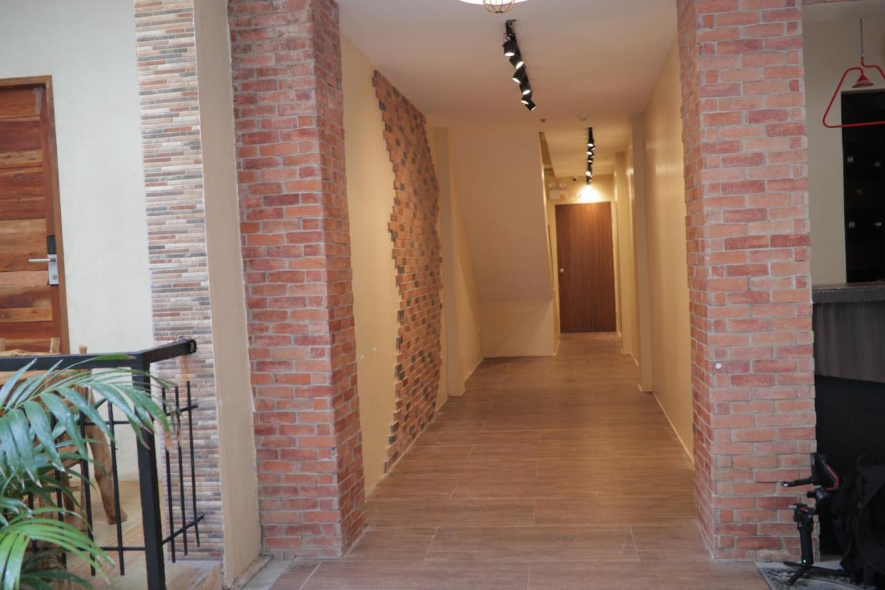 Cerca Hotel Balabag  Luaran gambar