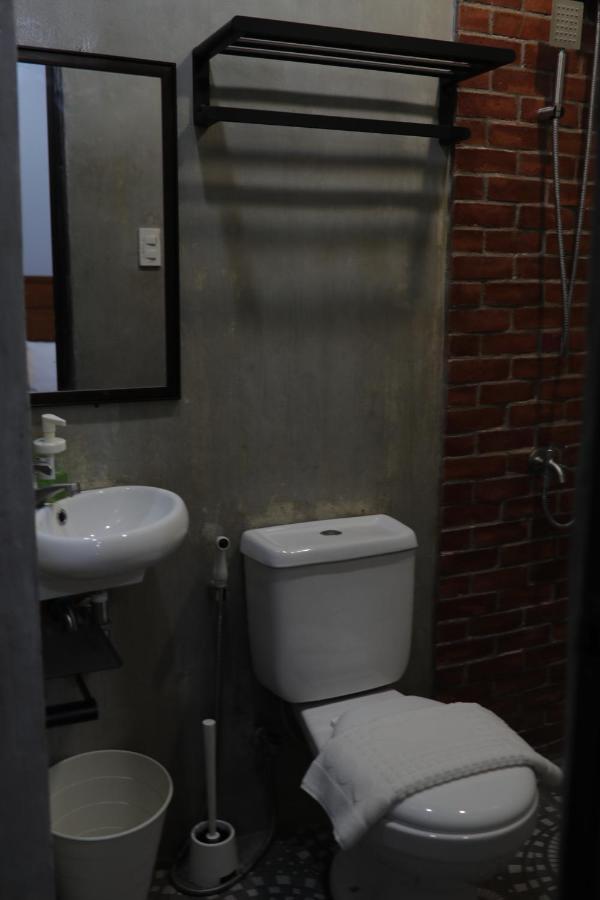 Cerca Hotel Balabag  Luaran gambar