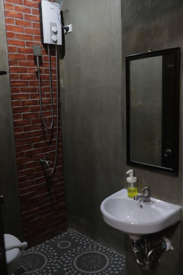 Cerca Hotel Balabag  Luaran gambar