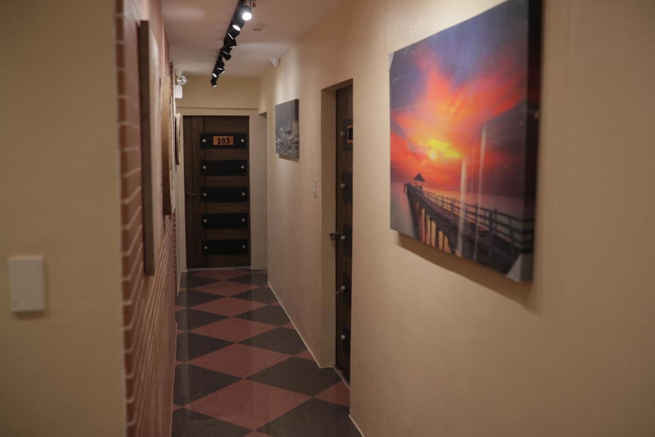 Cerca Hotel Balabag  Luaran gambar