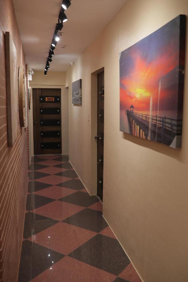 Cerca Hotel Balabag  Luaran gambar