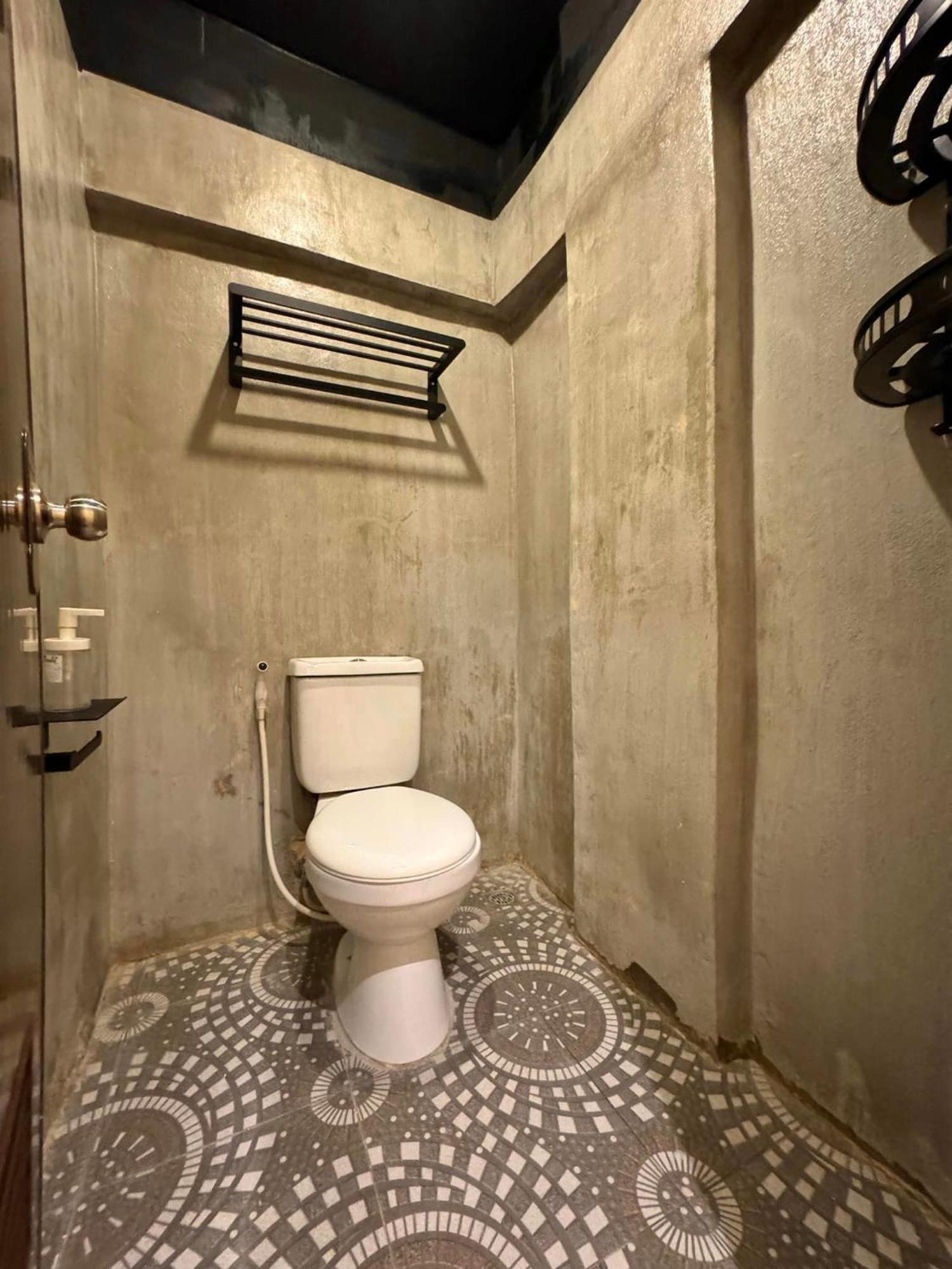 Cerca Hotel Balabag  Luaran gambar